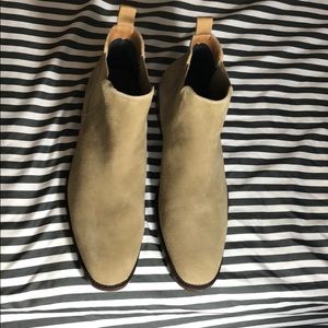 Apt. 9 Chelsea Boots
